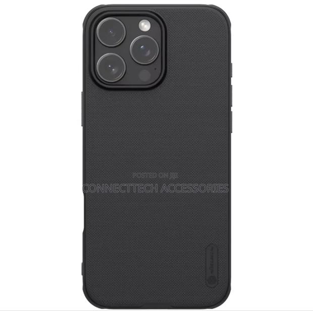 iPhone 16 Pro Max Nillkin Frosted Shield Case