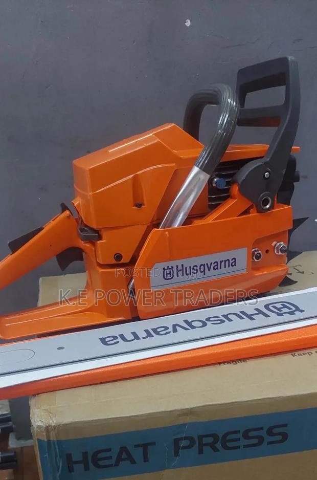 Quick Sale Powersaw Machine (Husqvarna)