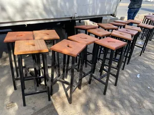 Llaboratory Stools