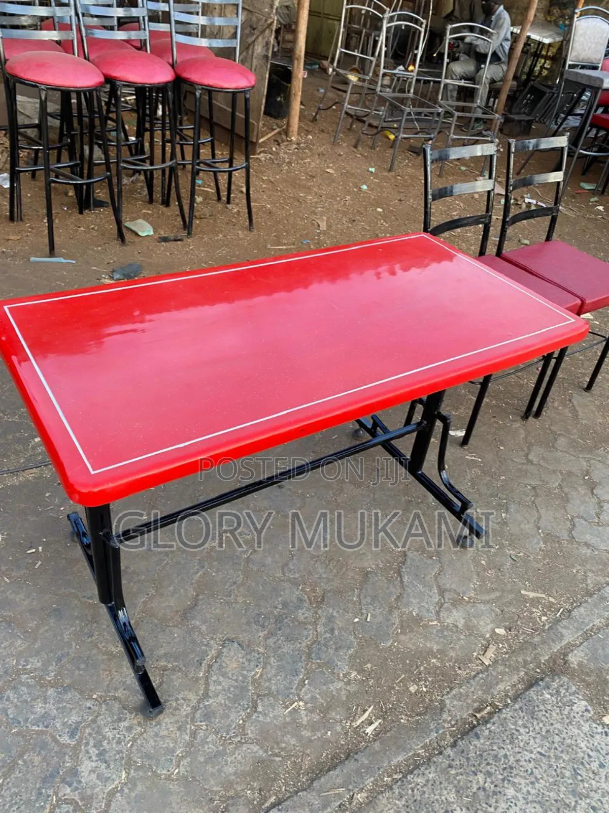 Rerestaurants and Bar Table