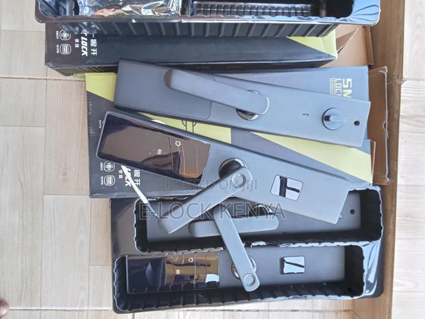 Affordable Intelligent Fingerprint Passcode Door Locks - main view