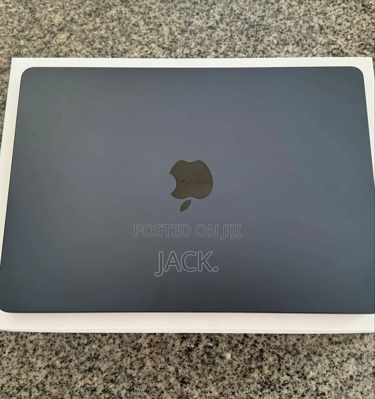 Laptop Apple MacBook Air 2024 M3 13-Inch 8GB Apple M3 SSD 256GB