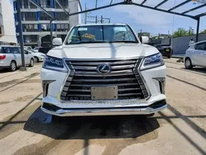 Lexus LX 570 (5 seats) AWD 2018 White