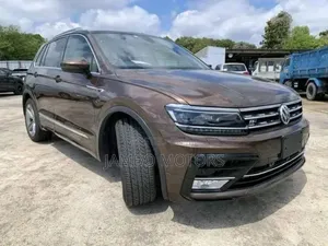 Volkswagen Tiguan 2.0T S FWD 2018 Brown