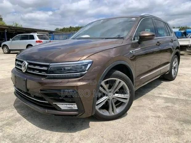 Volkswagen Tiguan 2.0T S FWD 2018 Brown
