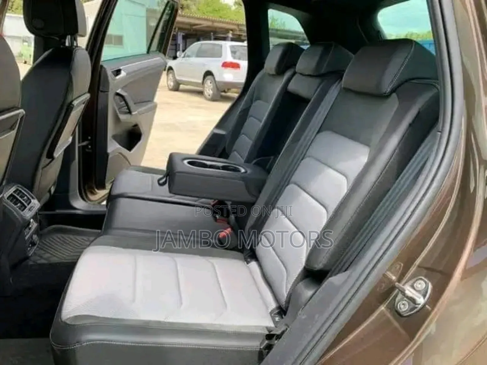 Volkswagen Tiguan 2.0T S FWD 2018 Brown