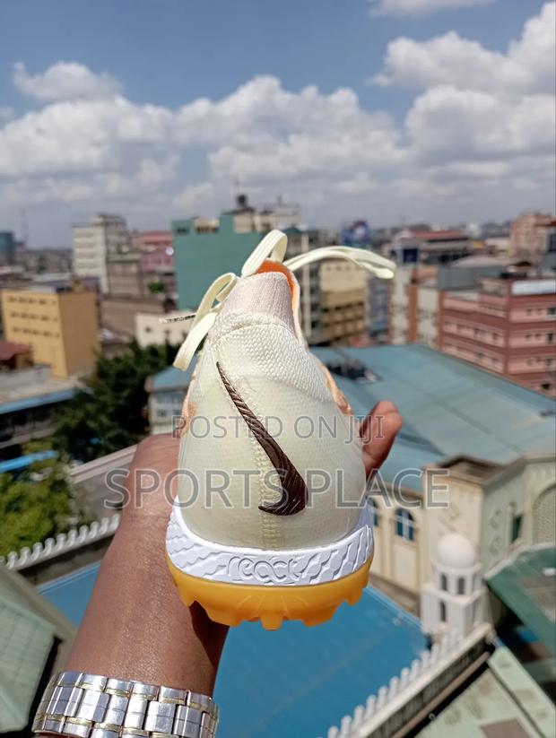 Nike Phantom Gx Elite DF TF Artificial Turf Football Boots - thumbnail 6