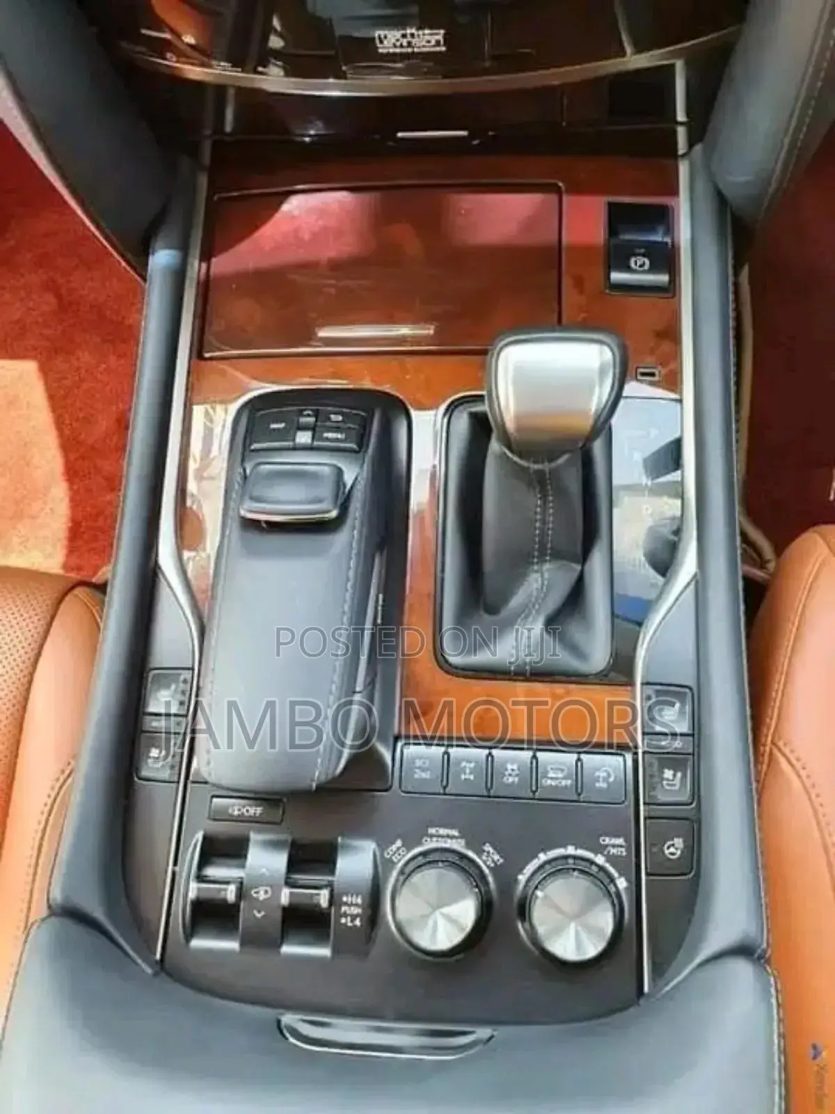 Lexus LX 570 (5 seats) AWD 2018 White
