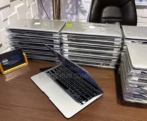 Laptop Apple MacBook Air 2011 4GB Intel Core i5 SSD 128GB