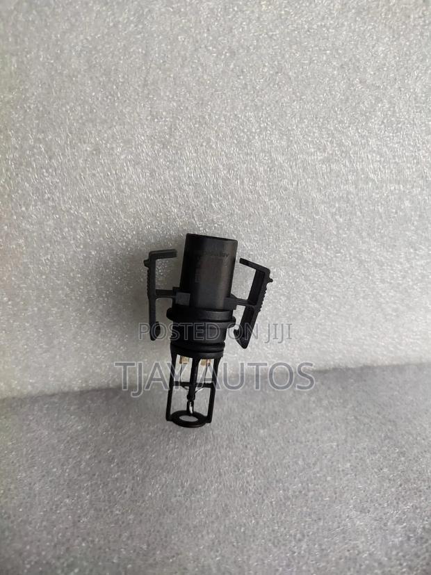 MERCEDES Intake Manifold Air Temperature Sensor A6511530028 - thumbnail 2