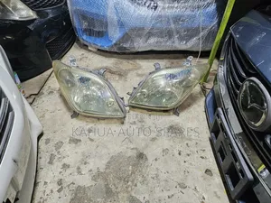 Ist 2003/2004/2005/2006/2007 Xenon Headlight