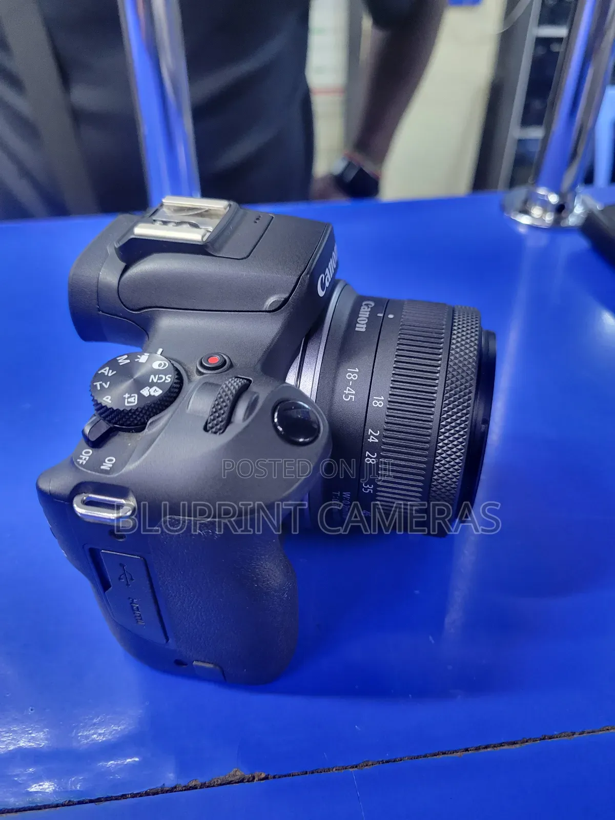 Canon R100 Mirrorless in Nairobi Central Photo & Video Cameras