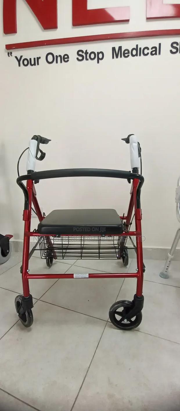 Walking Rollator With Seat - thumbnail 4