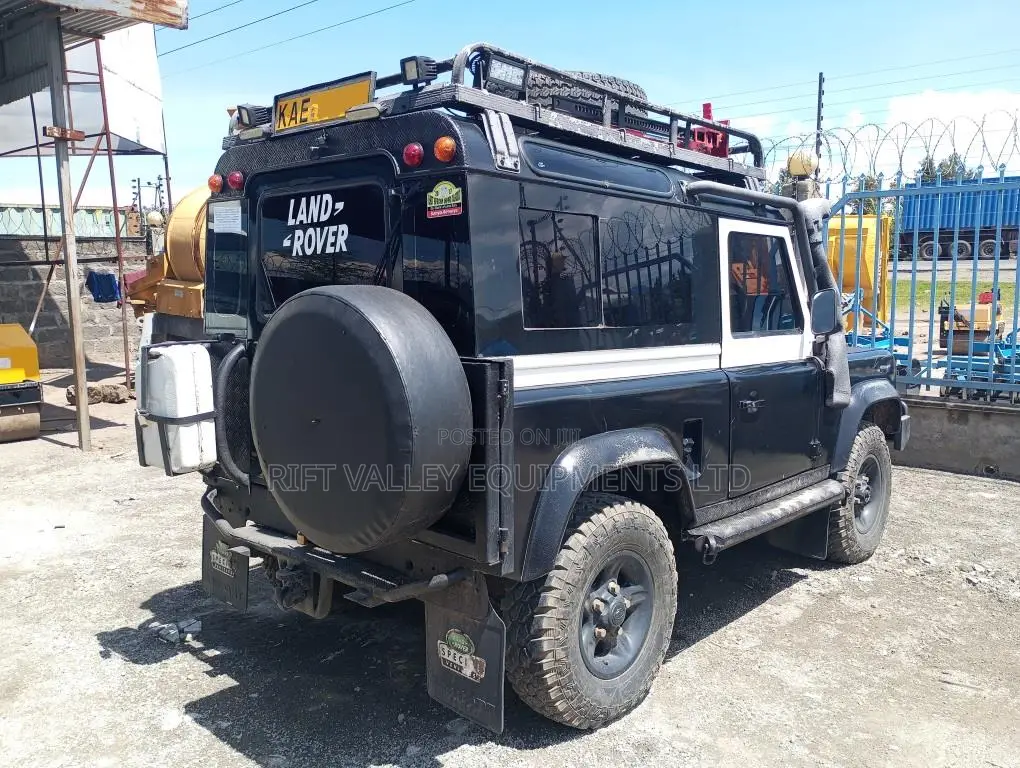 Land Rover Defender 1987 Black