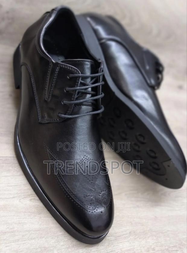 Officials Restock Size 39______45. *Price Ksh2800*!! - thumbnail 2
