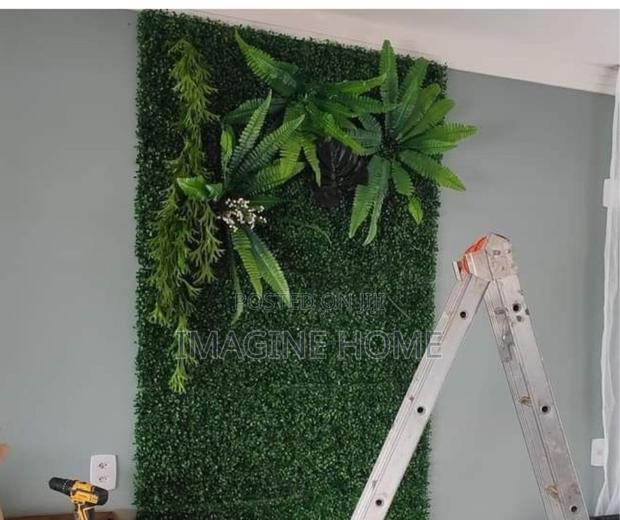 Boxwood Green Wall Panels - main view