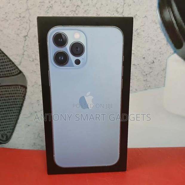 Apple iPhone 13 Pro Max 128 GB Blue - main view