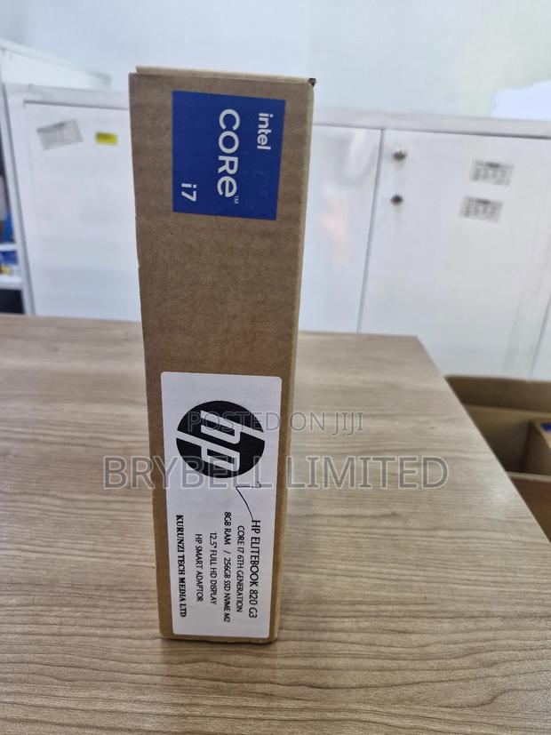 New Laptop HP EliteBook 820 G3 8GB Intel Core I7 SSD 256GB - thumbnail 2