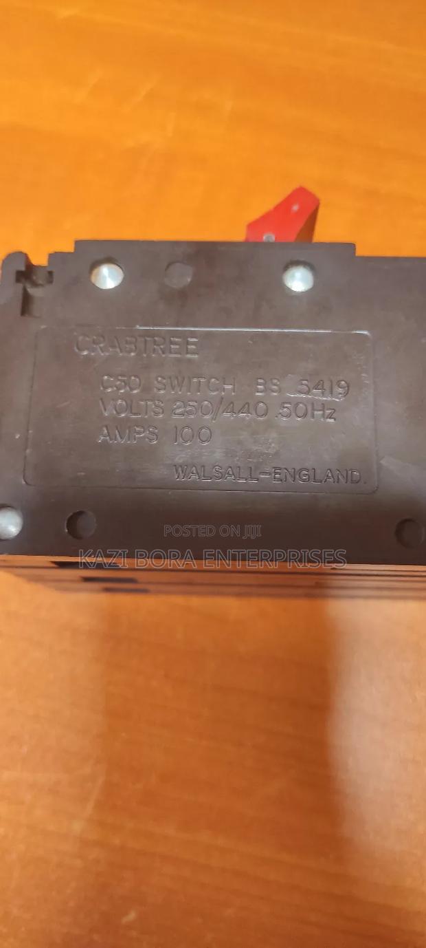 CRABTREE 3phase Main Isolator - thumbnail 2