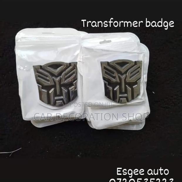 Sportish Transformer Badge
