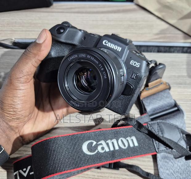 Canon EOS RP Mirrorless Camera
Canon RF 50mm F/1.8 STM Lens