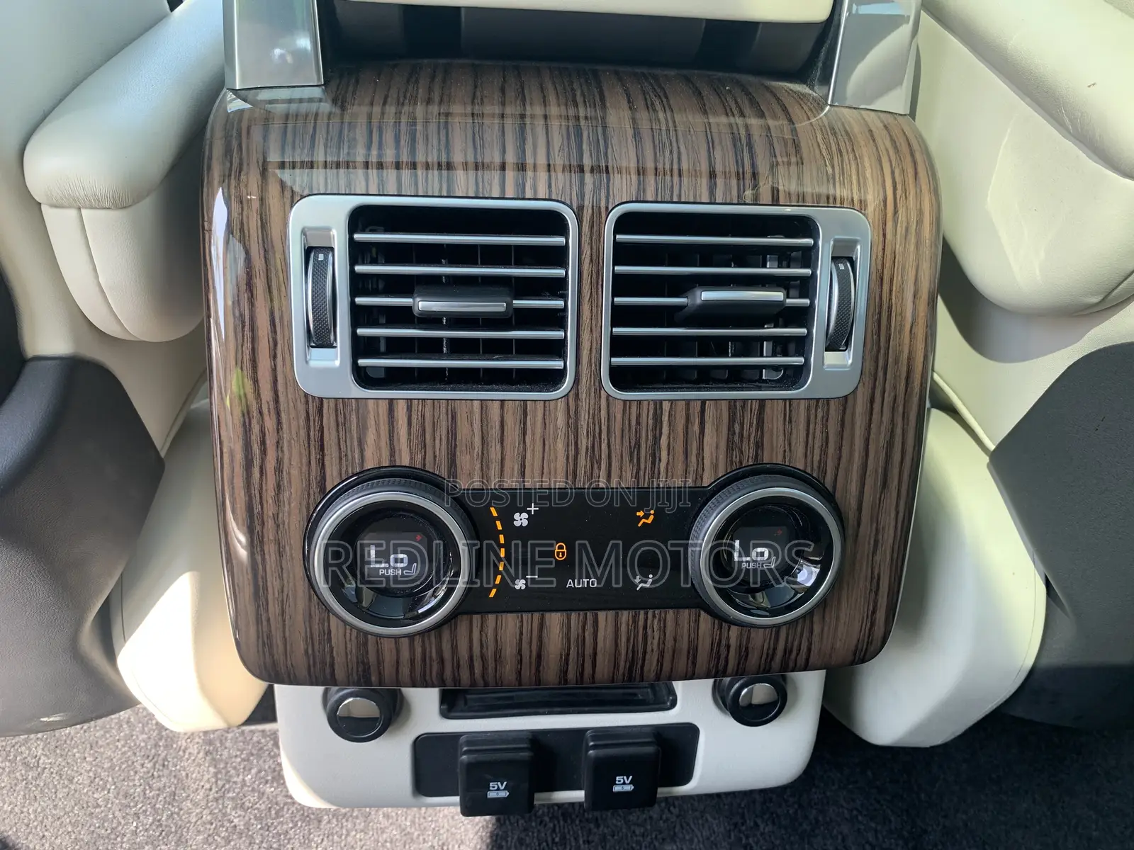 Land Rover Range Rover Vogue 2019 Gold