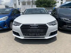 Audi A4 2.0T Premium FWD 2017 White