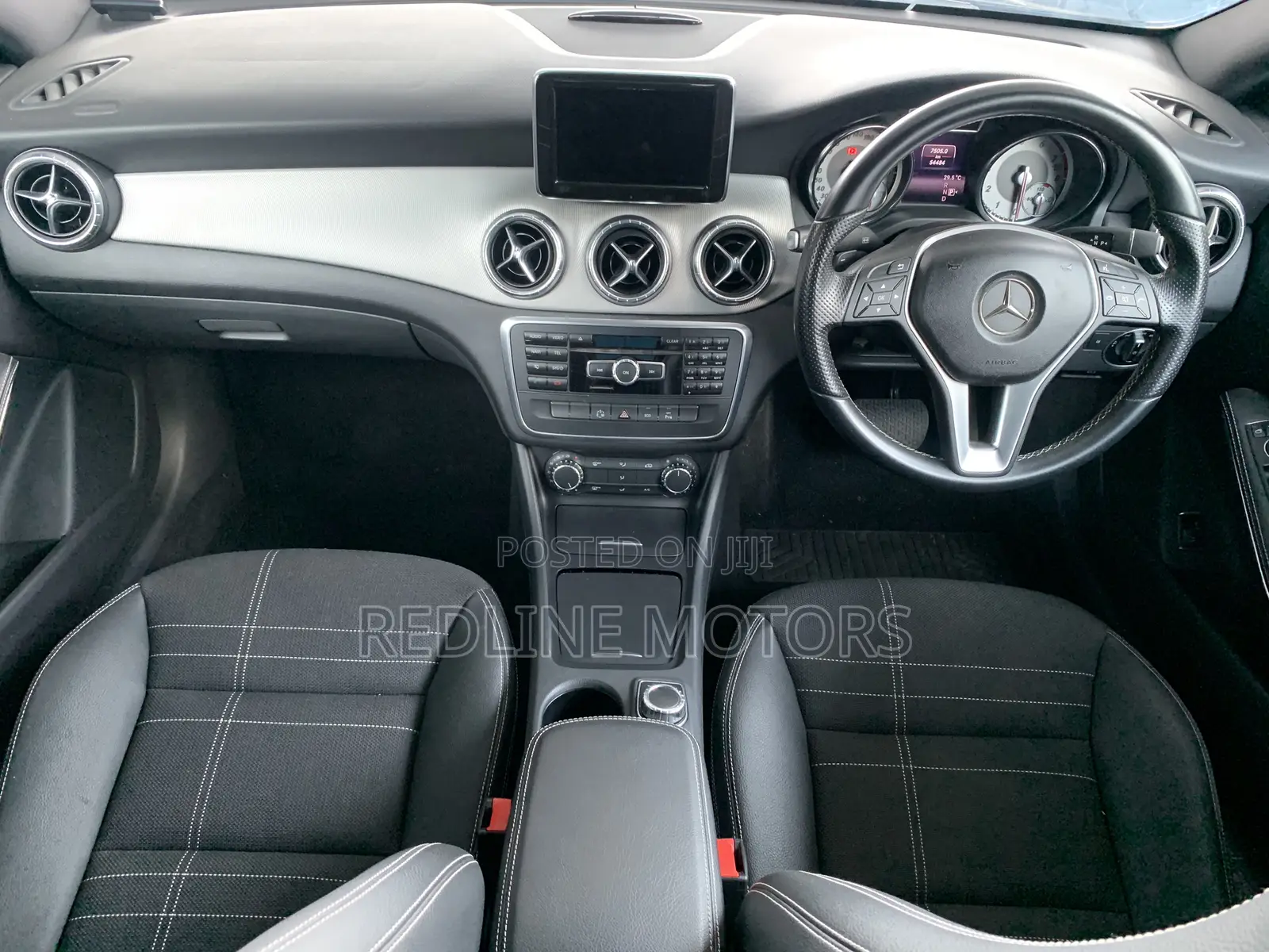 Mercedes-Benz CLA-Class CLA 180 Sedan 2014 Black