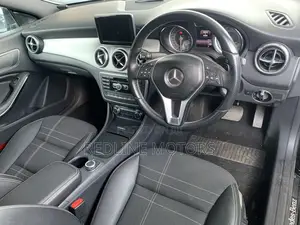 Mercedes-Benz CLA-Class CLA 180 Sedan 2014 Black