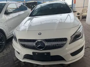 Mercedes-Benz CLA-Class CLA 250 4MATIC Sedan 2014 White