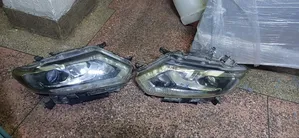 Nissan Xtrail NT32 Headlight
