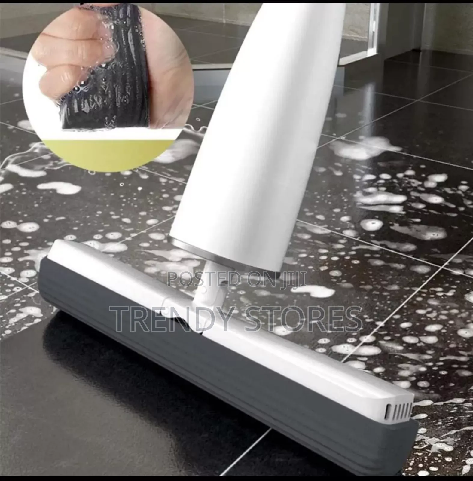 Hands-Free Squeezing Mop