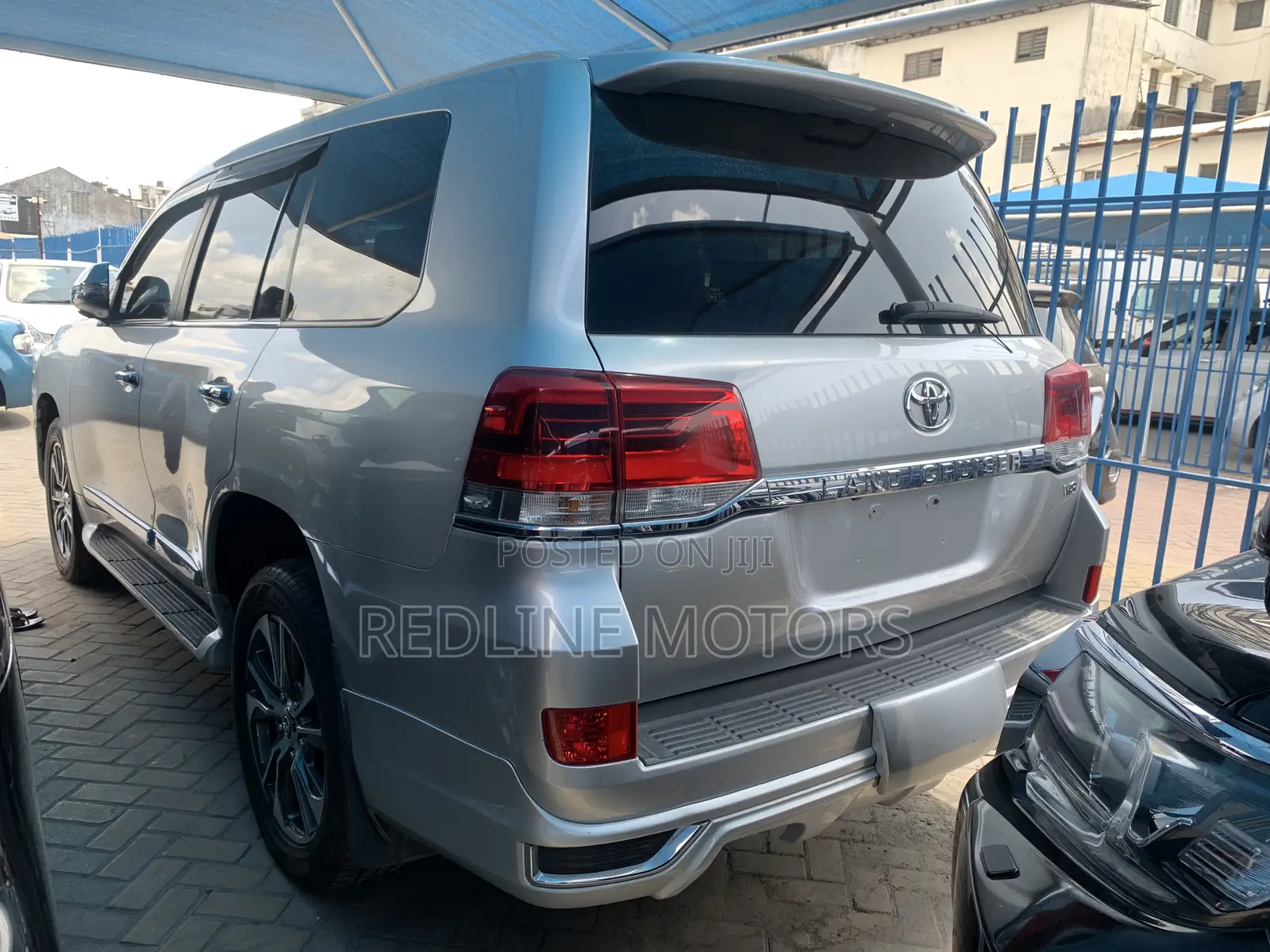 Toyota Land Cruiser 4.5 V8 TD 2016 Silver