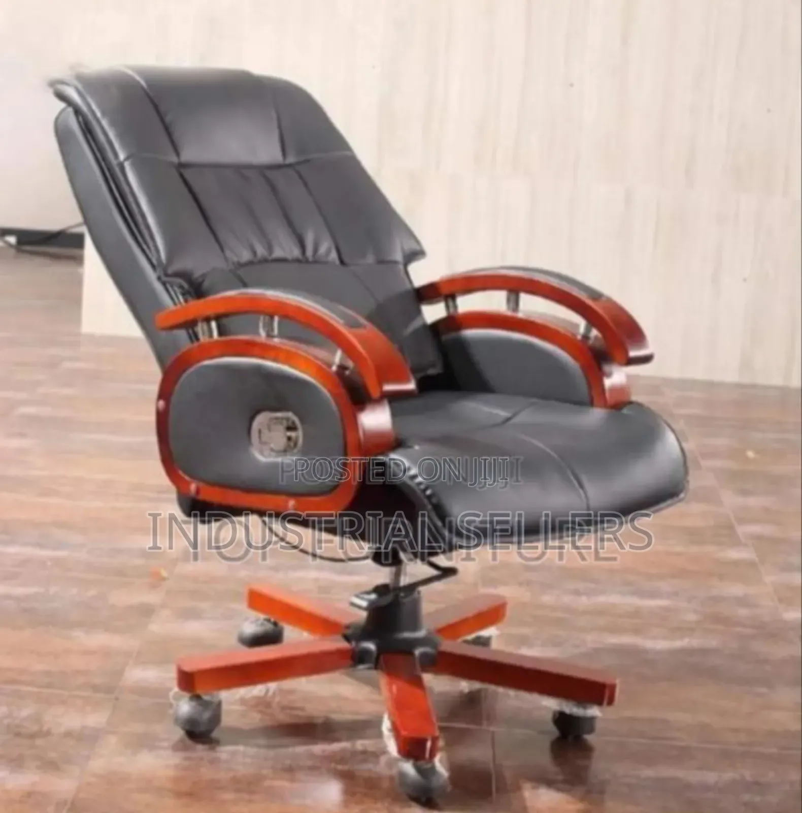 Executive Leather Office Chair A2