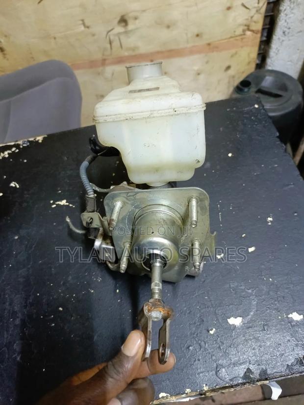 Brake Mastercylinder Toyota Crown 2015 Hybrid