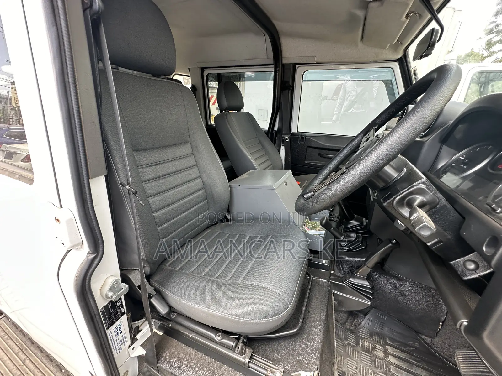 Land Rover Defender 2012 White