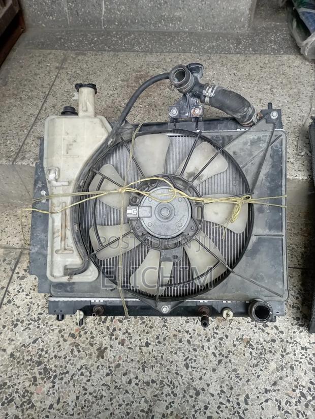 Probox/Succeed Radiator - main view