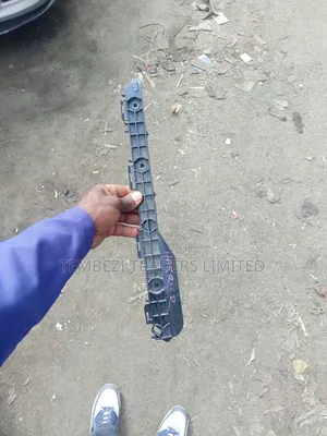 Rear Bumper Slide/Holders Harrier New Shape 2014