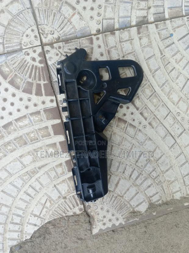 Front Bumper Slide/Holder Harrier 2014 Model
