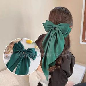 Classy Green Hair Bow - thumbnail 2