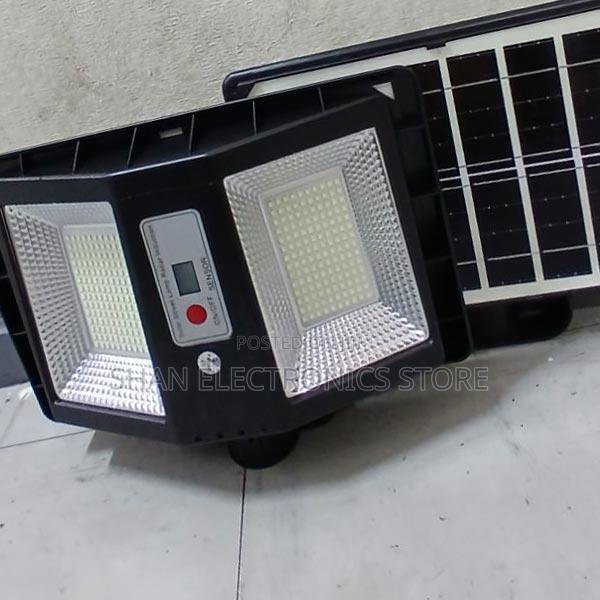 300w Solar Streetlight With Motion and Darkness Sensor