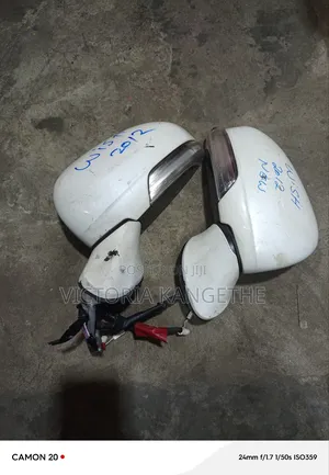 Wish 2010 - 2012 Side Mirrors