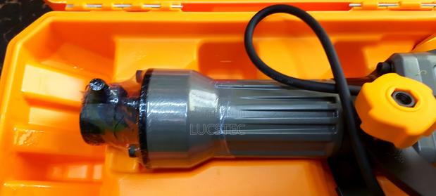 Ingco Demolition Hammer - thumbnail 3