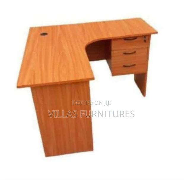 L Shaped Office 4 by 4 Feet - main view