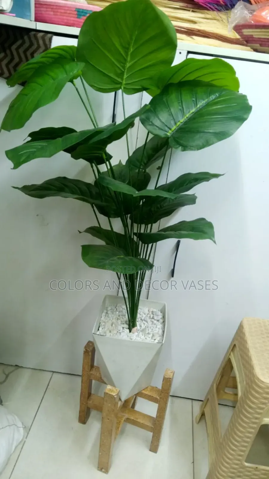 1.4m Long Plant, Vase and Stand Offer Price