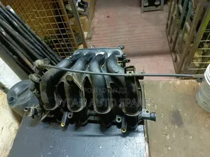 Intake Manfold Mazda Demio ZJ Engine