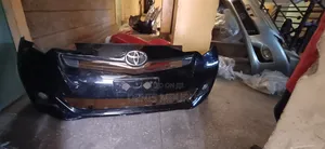Toyota Ractis 2012