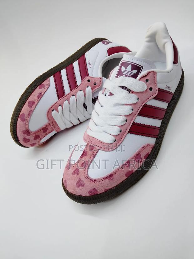 Ladies Adidas Samba Sneakers - thumbnail 2