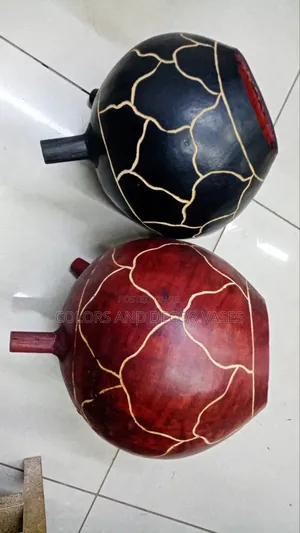 Calabashes in Black and Red Brown