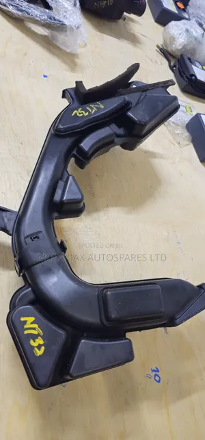 Nissan Extrail Nt32 Air Cleaner Duct Pipes